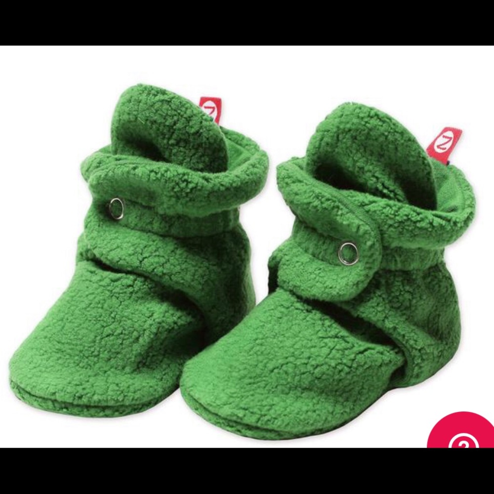 NWT Zutano fleece booties sz 6M, green (“Apple”)